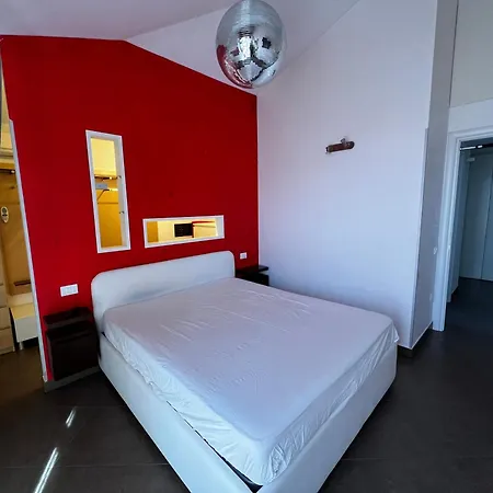 Lellolocations - Attico Via